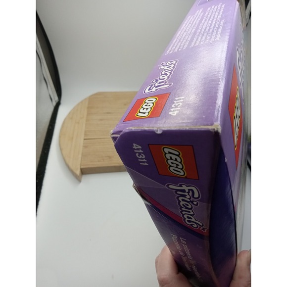 LEGO FRIENDS: Heartlake Pizzeria (41311) New Box ,Damaged Box See Photos - Picture 8 of 10